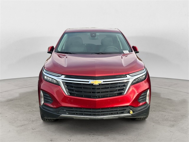 2024 Chevrolet Equinox LT photo 2