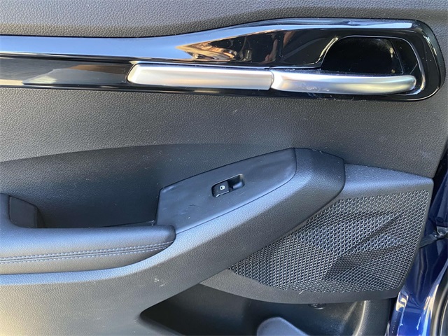 2021 Kia Seltos S photo 8