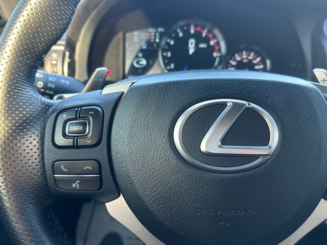 2015 Lexus RC F photo 20