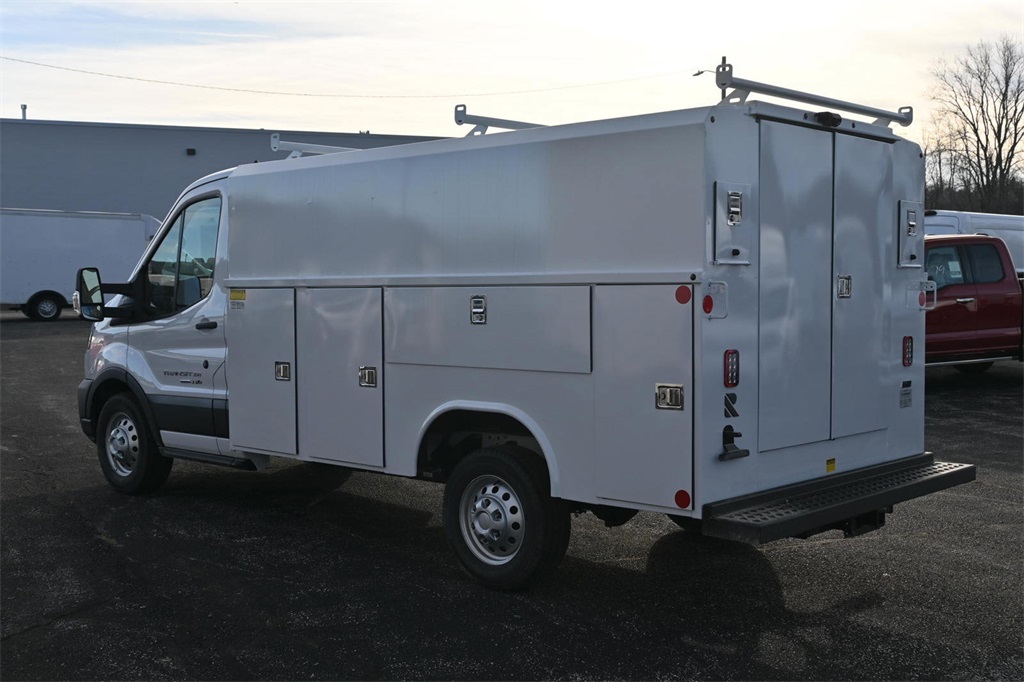 2024 Ford Transit Chassis Cutaway photo 8