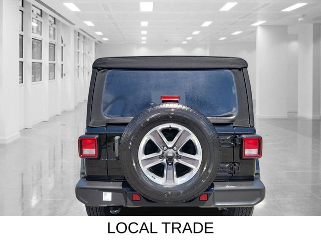 2022 Jeep Wrangler Unlimited Sahara photo 4