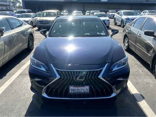 2025 Lexus ES 350 Premium photo 3