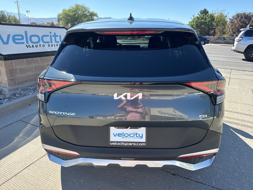 2024 Kia Sportage LX photo 3