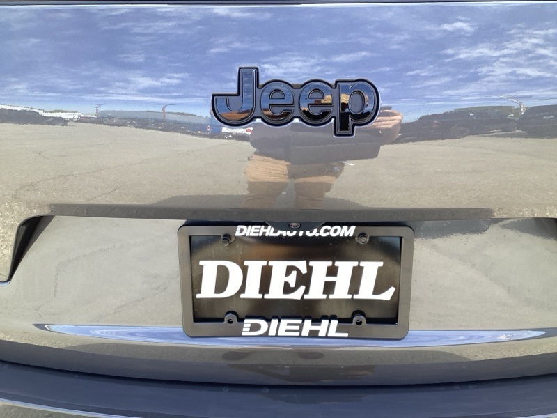2025 Jeep Grand Cherokee Altitude X photo 5