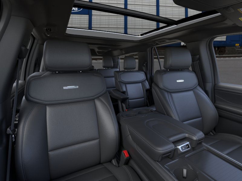 2025 Ford Expedition Platinum MAX photo 8