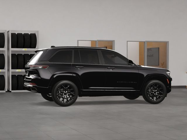 2025 Jeep Grand Cherokee Summit photo 4