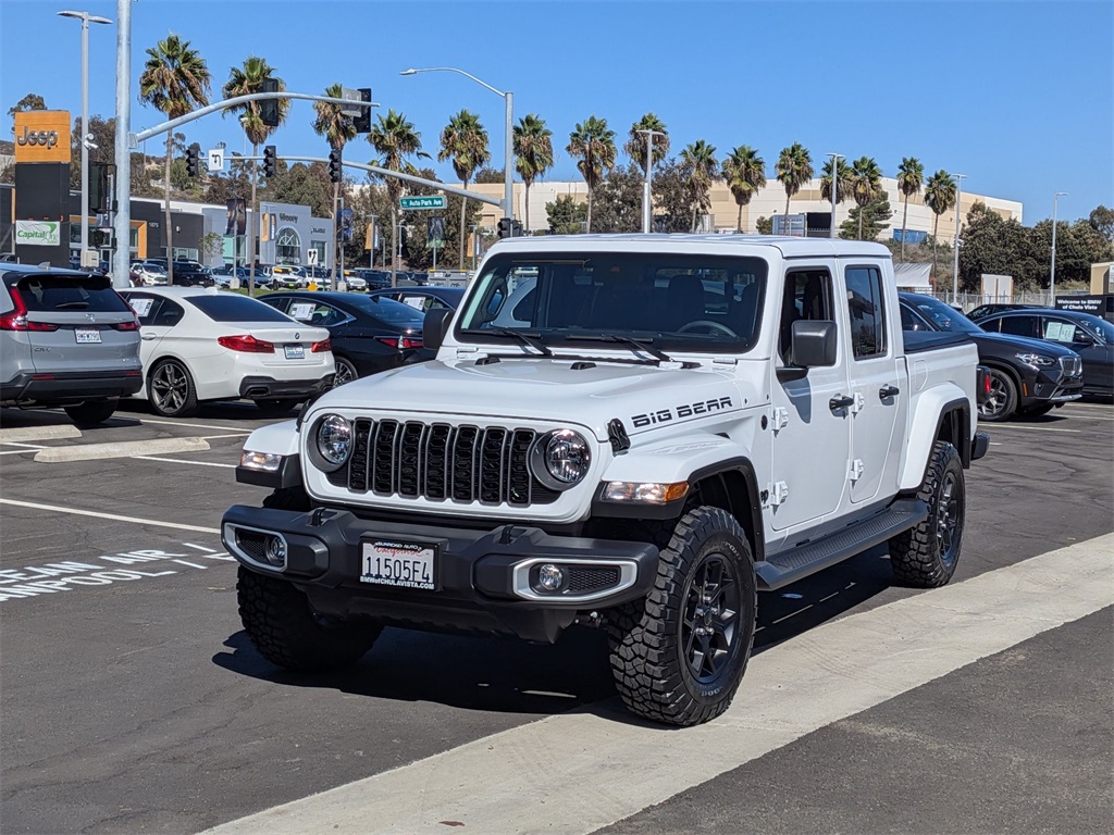 2025 Jeep Gladiator Sport photo 2