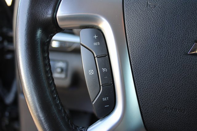 2017 Chevrolet Traverse 2LT photo 19