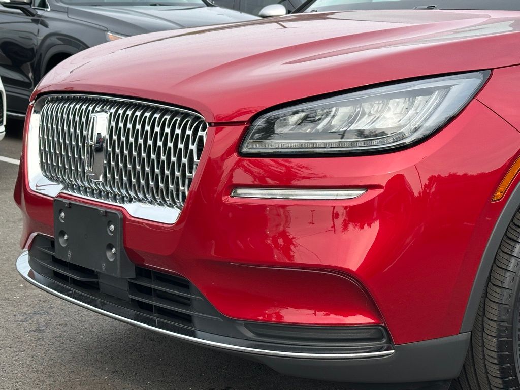 2021 Lincoln Corsair Standard photo 7