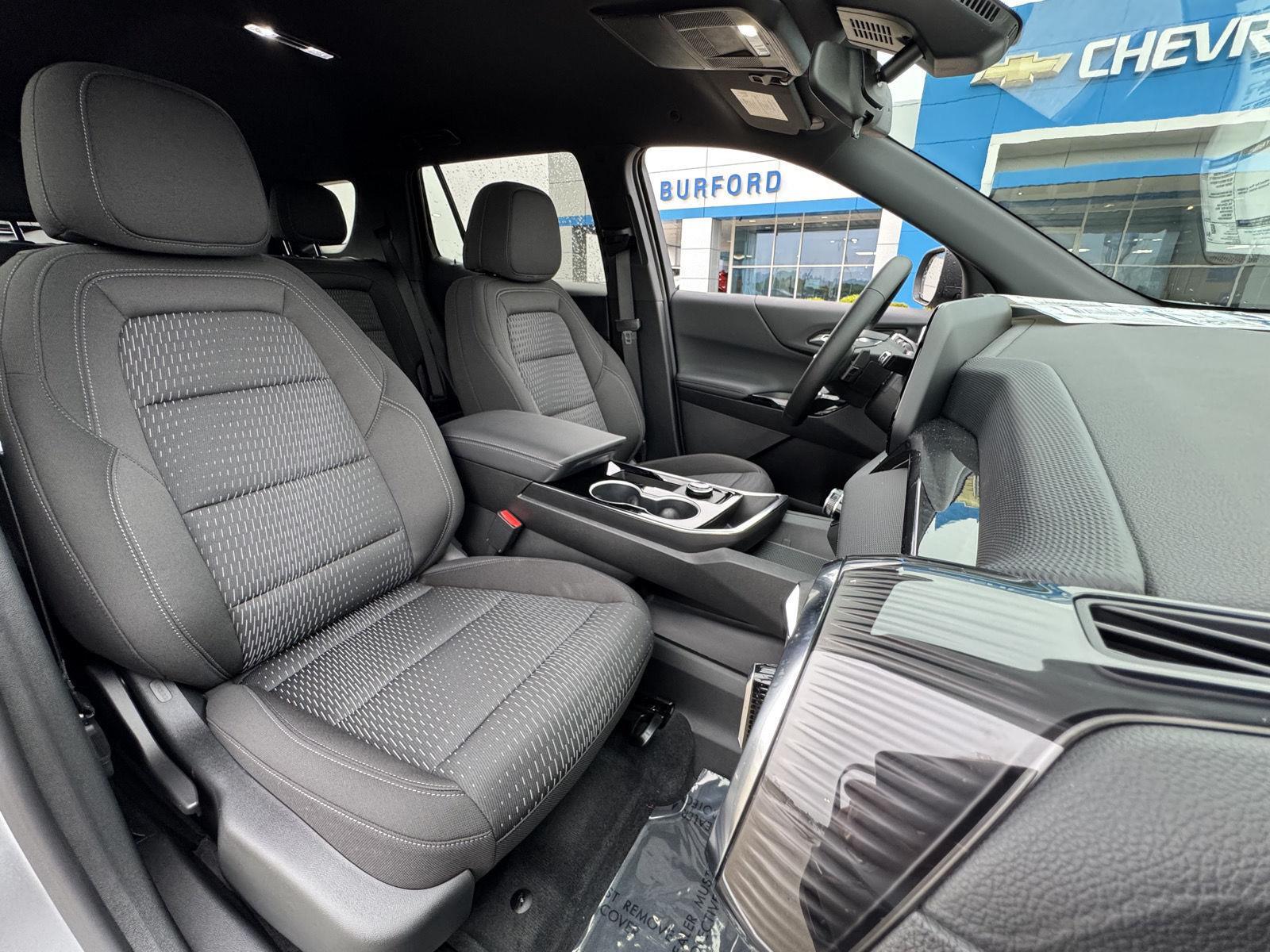 2026 Chevrolet Equinox LT photo 37