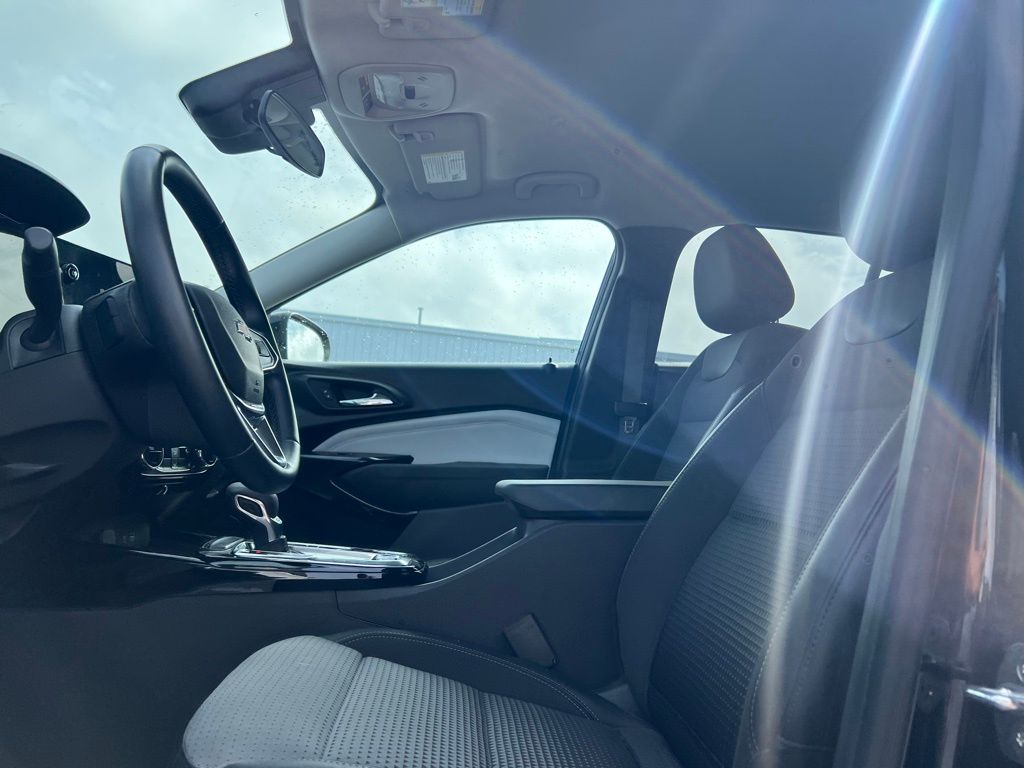 2024 Chevrolet Trax LT photo 11