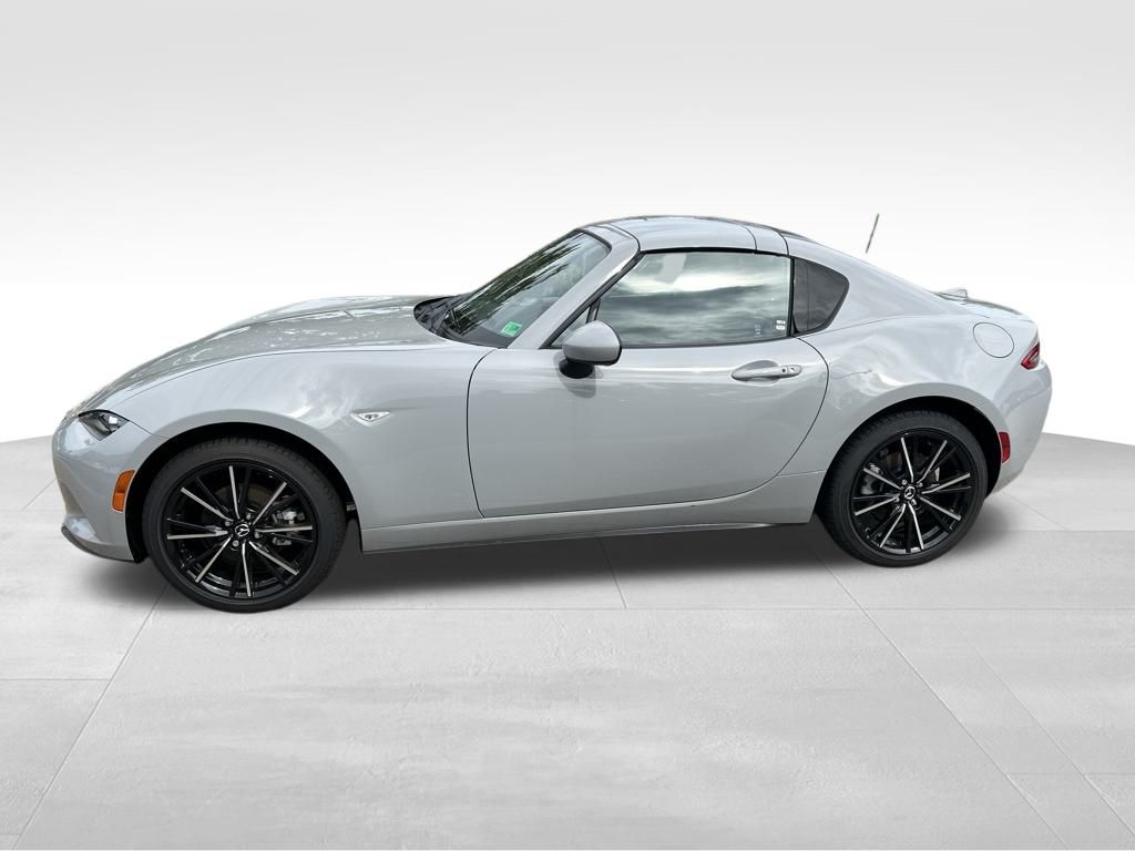 2025 Mazda MX-5 Miata Miata RF Grand Touring photo 2