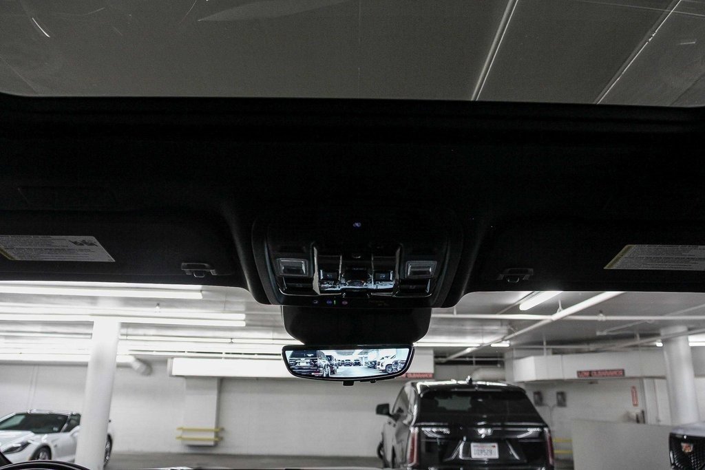 2026 Cadillac Escalade Luxury photo 8