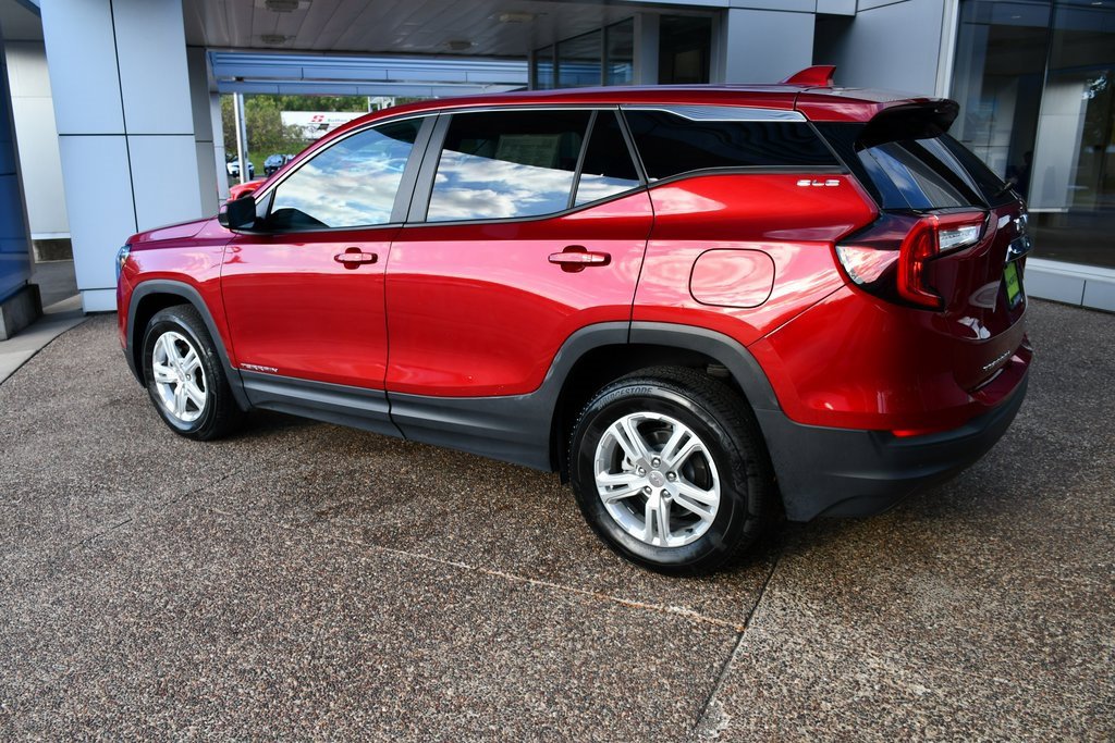 2024 Gmc Terrain SLE photo 4