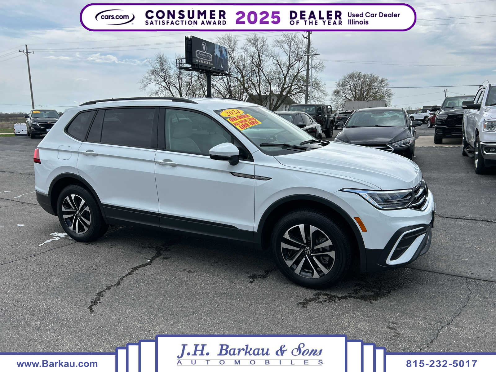 2024 Volkswagen Tiguan S's photo