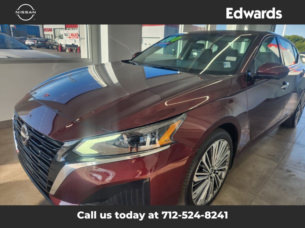 2023 Nissan Altima 2.5 SL photo 4