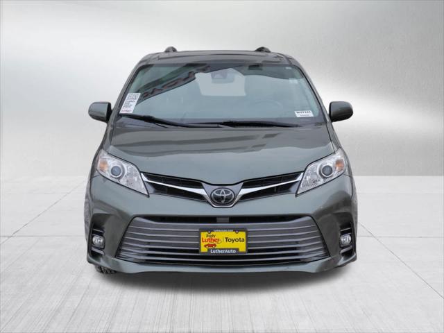 Certified 2020 Toyota Sienna XLE with VIN 5TDDZ3DC0LS230927 for sale in Golden Valley, Minnesota