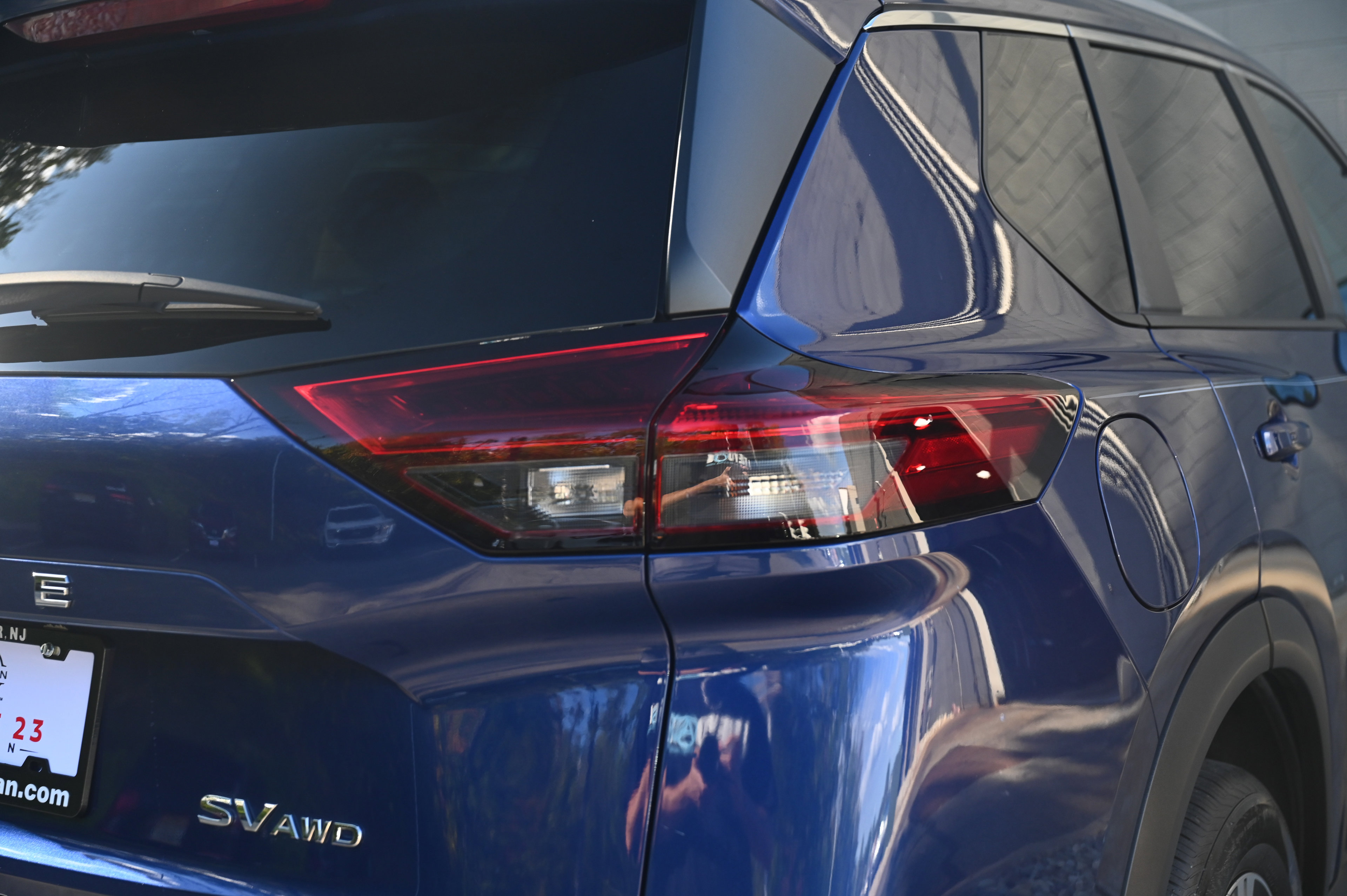 2022 Nissan Rogue SV photo 6