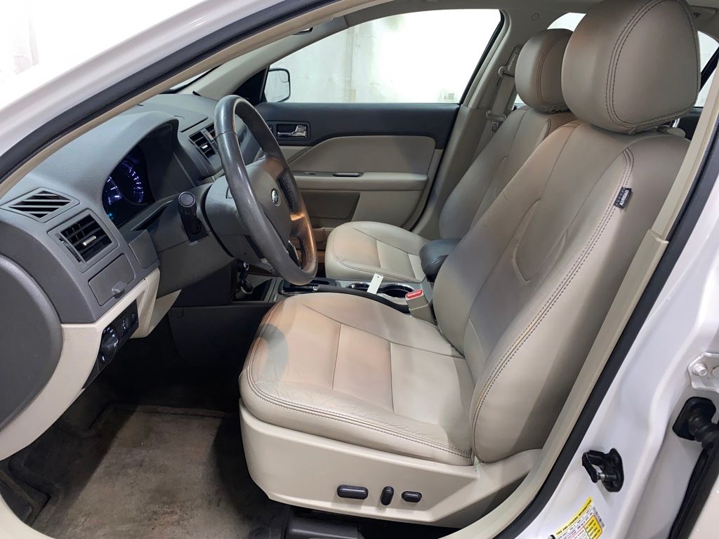 2012 Ford Fusion SEL photo 4