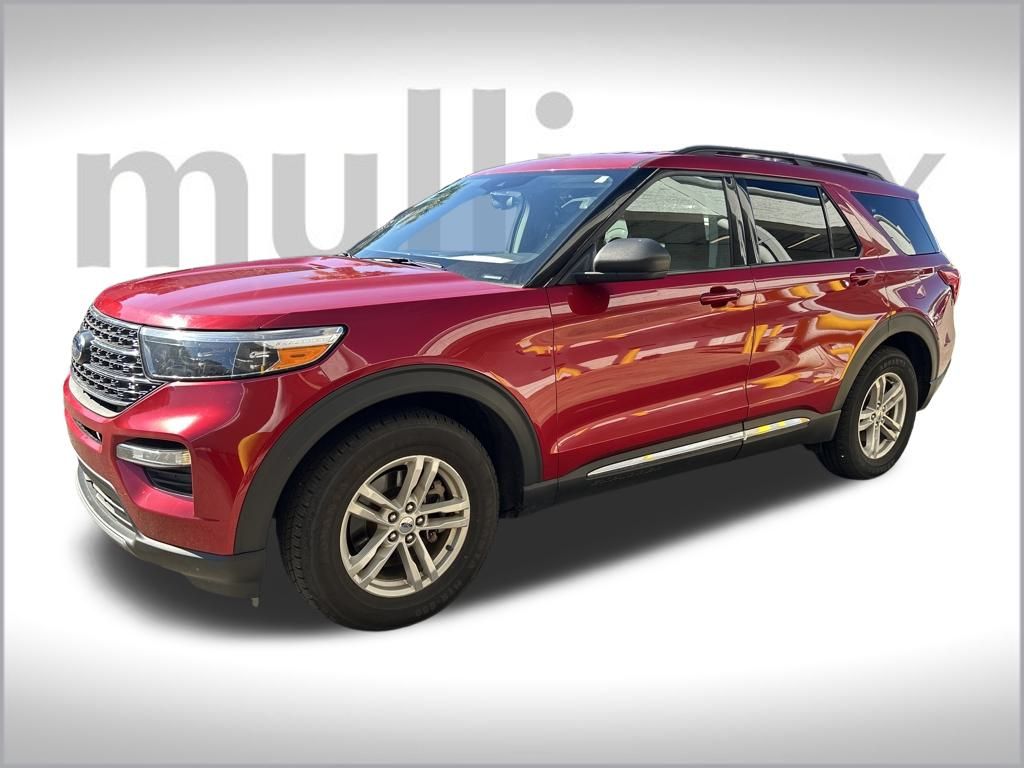 2023 Ford Explorer XLT photo 3