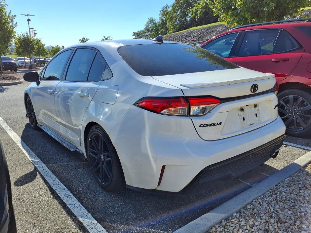 2021 Toyota Corolla SE photo 3