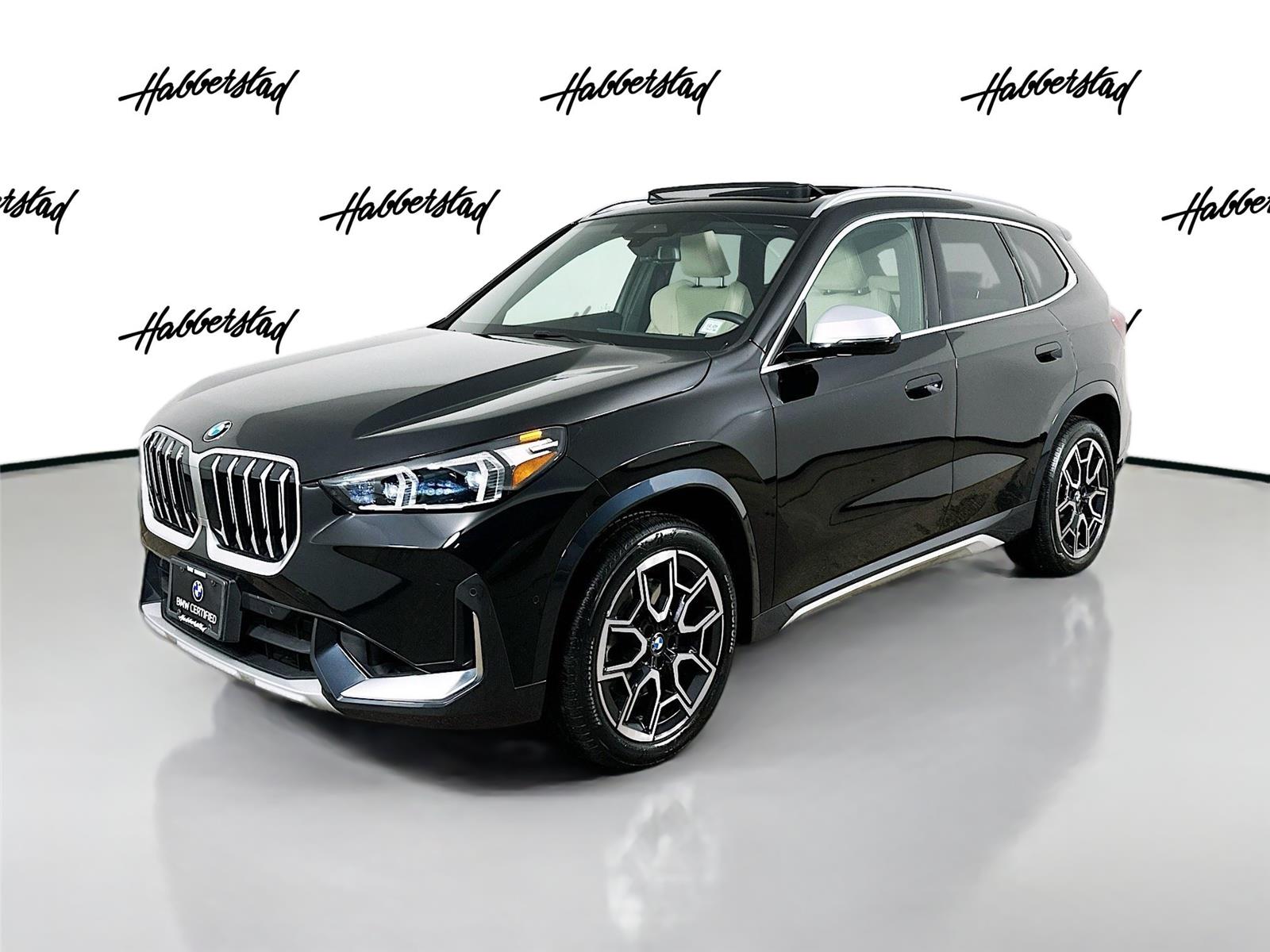 2023 BMW X1 28i's photo