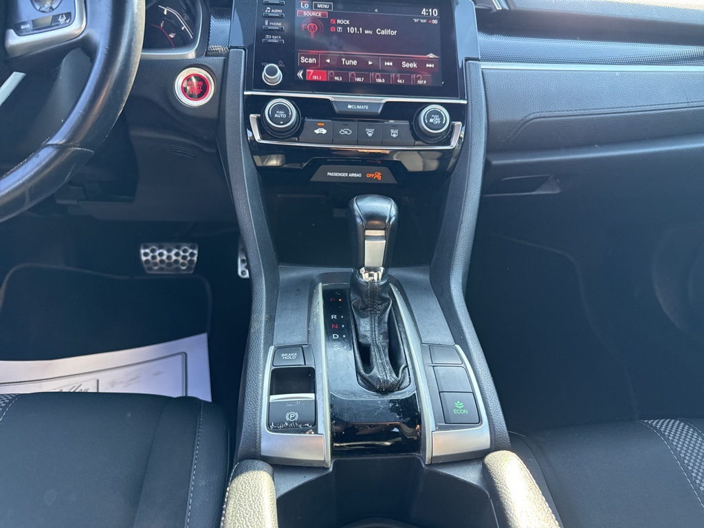 2019 Honda Civic Sport photo 10