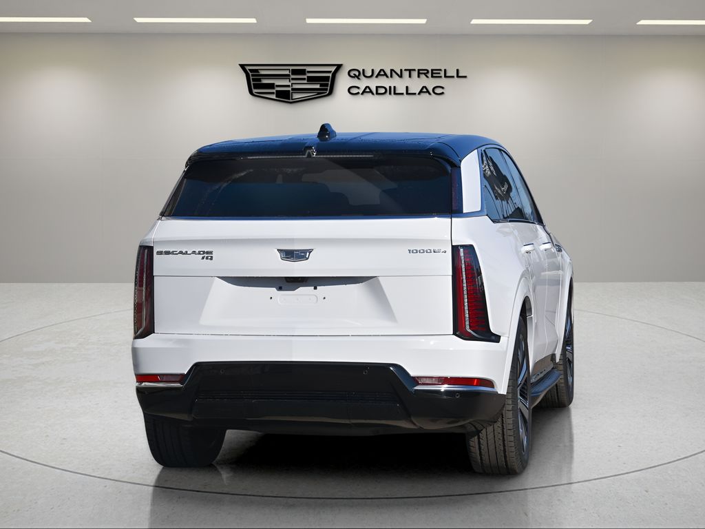 2025 Cadillac Escalade IQ Luxury photo 6