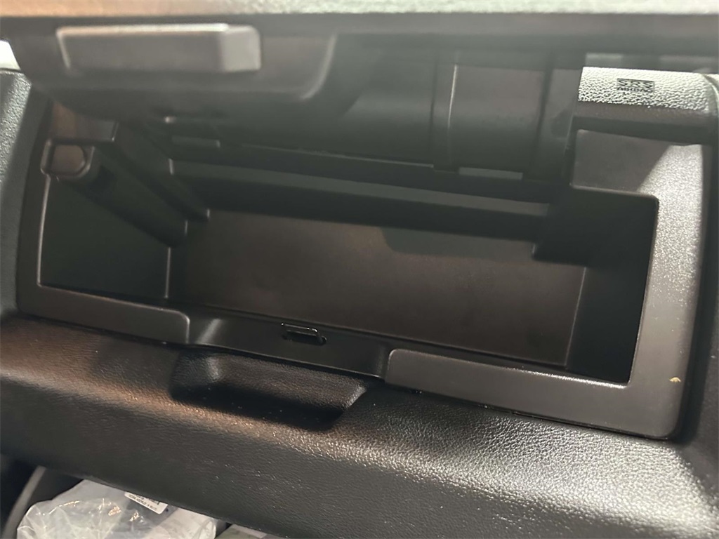 2024 Ram 1500 Classic SLT photo 20