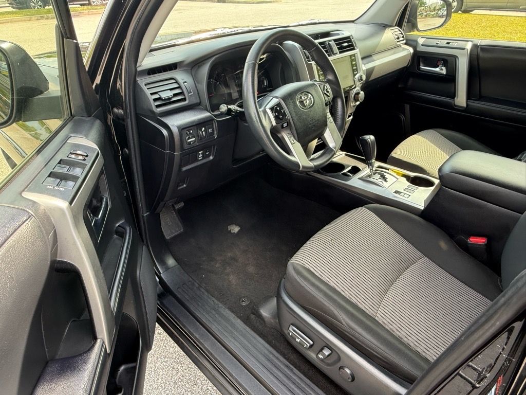 2023 Toyota 4Runner SR5 photo 6