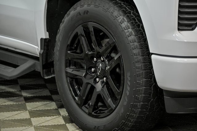 2023 Chevrolet Silverado 1500 RST photo 3