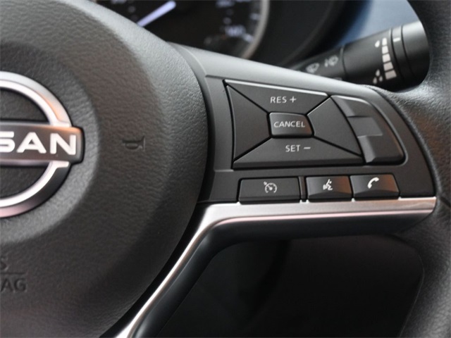 2025 Nissan Versa SV photo 2