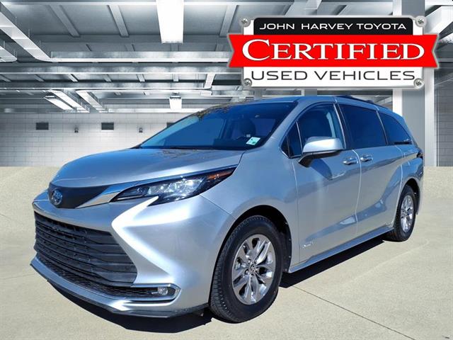 2021 Toyota Sienna XLE