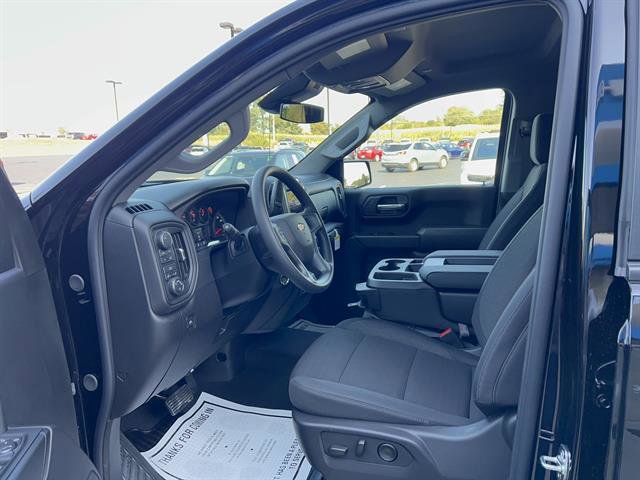 2026 Chevrolet Silverado 1500 Custom photo 16