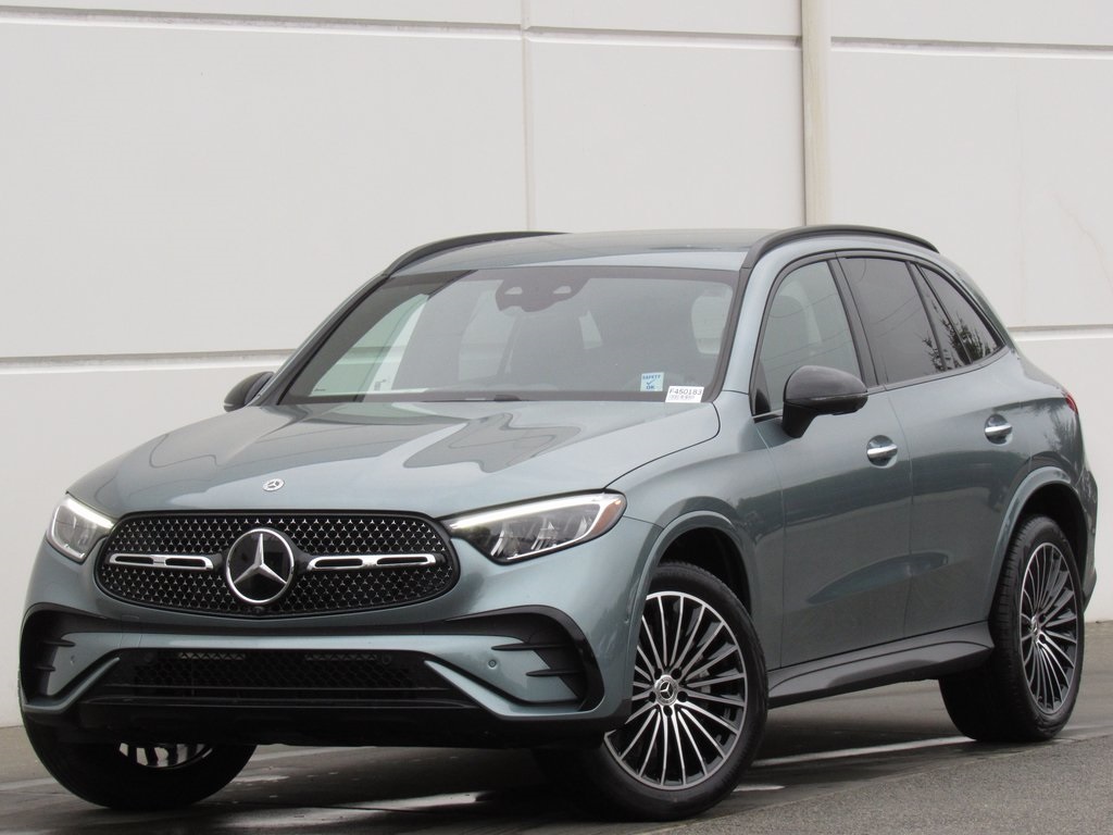 2026 Mercedes-Benz GLC Base's photo