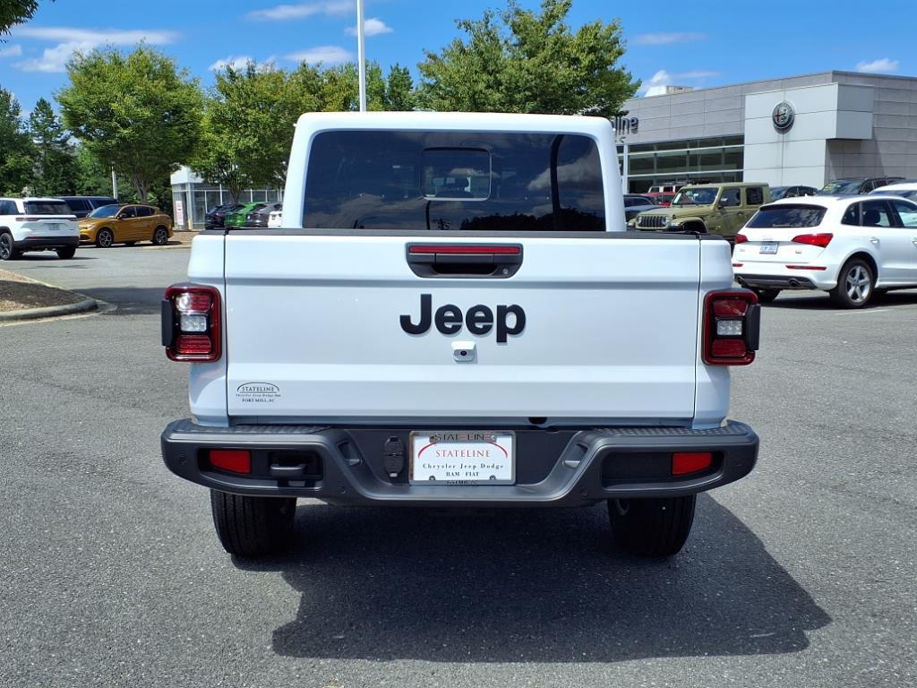 2025 Jeep Gladiator Sport S photo 16