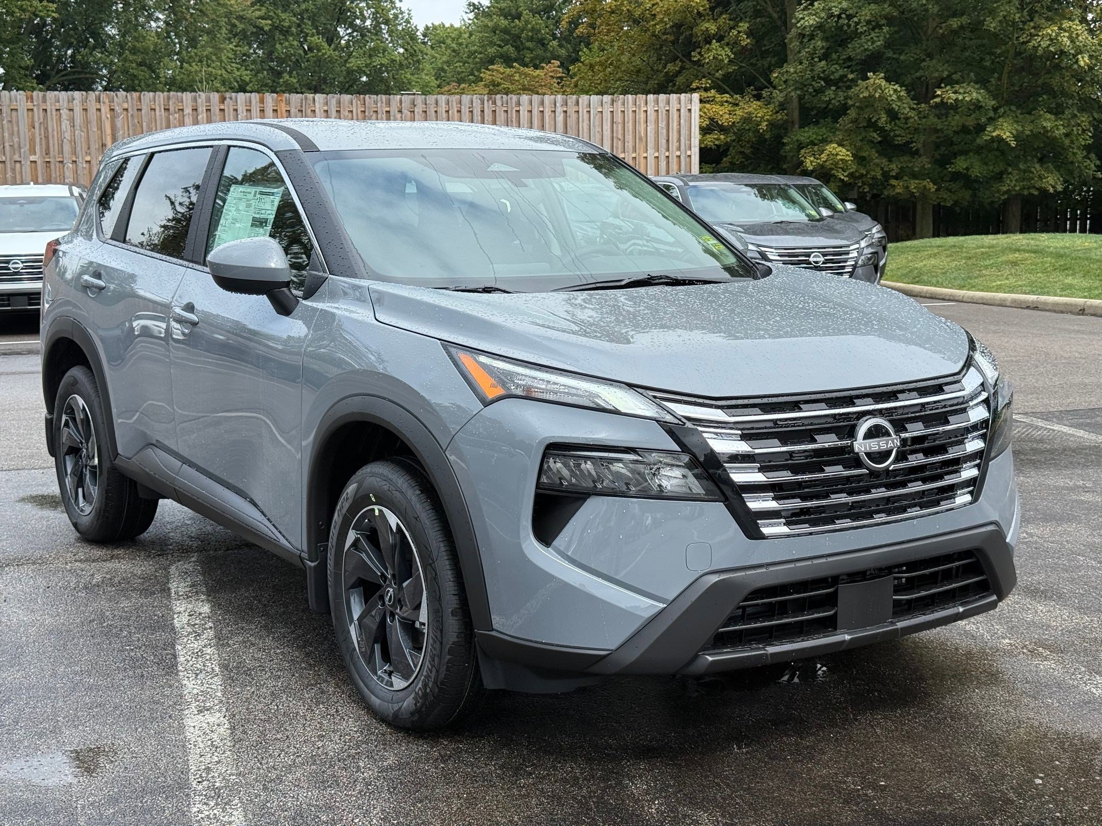 2026 Nissan Rogue SV photo 4