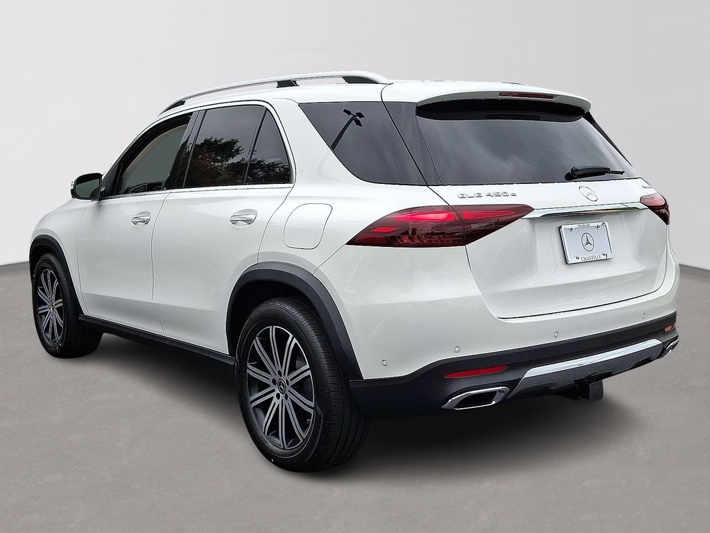 2026 Mercedes Benz GLE 450e 4MATIC photo 3