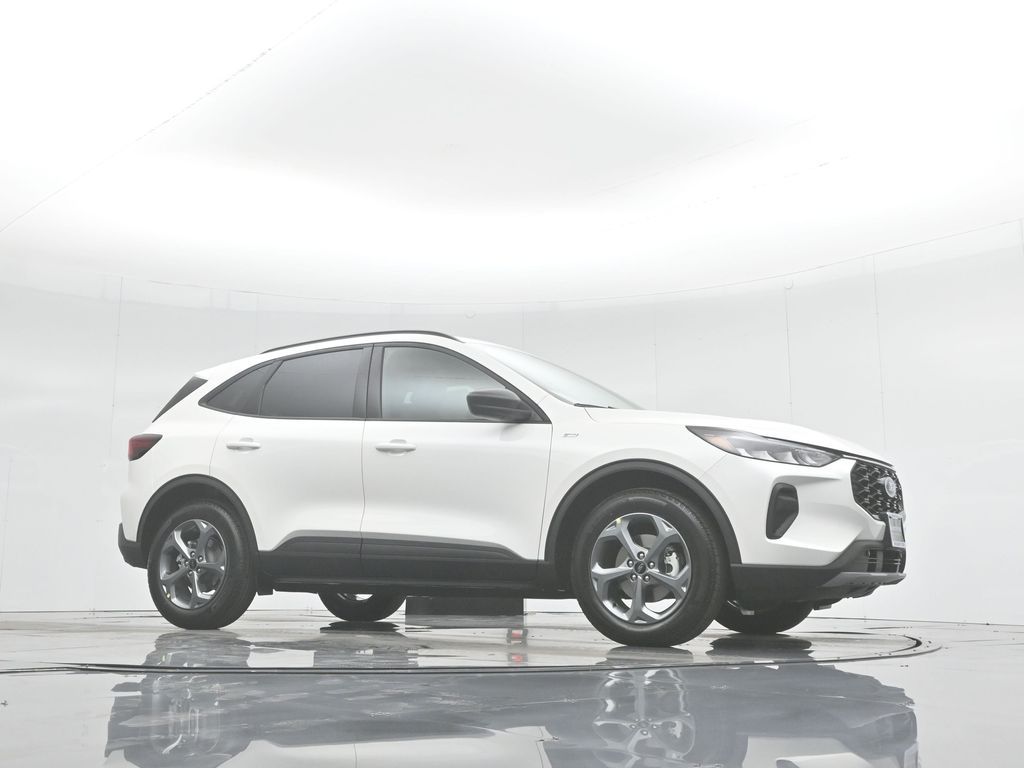 2025 Ford Escape Hybrid ST-Line