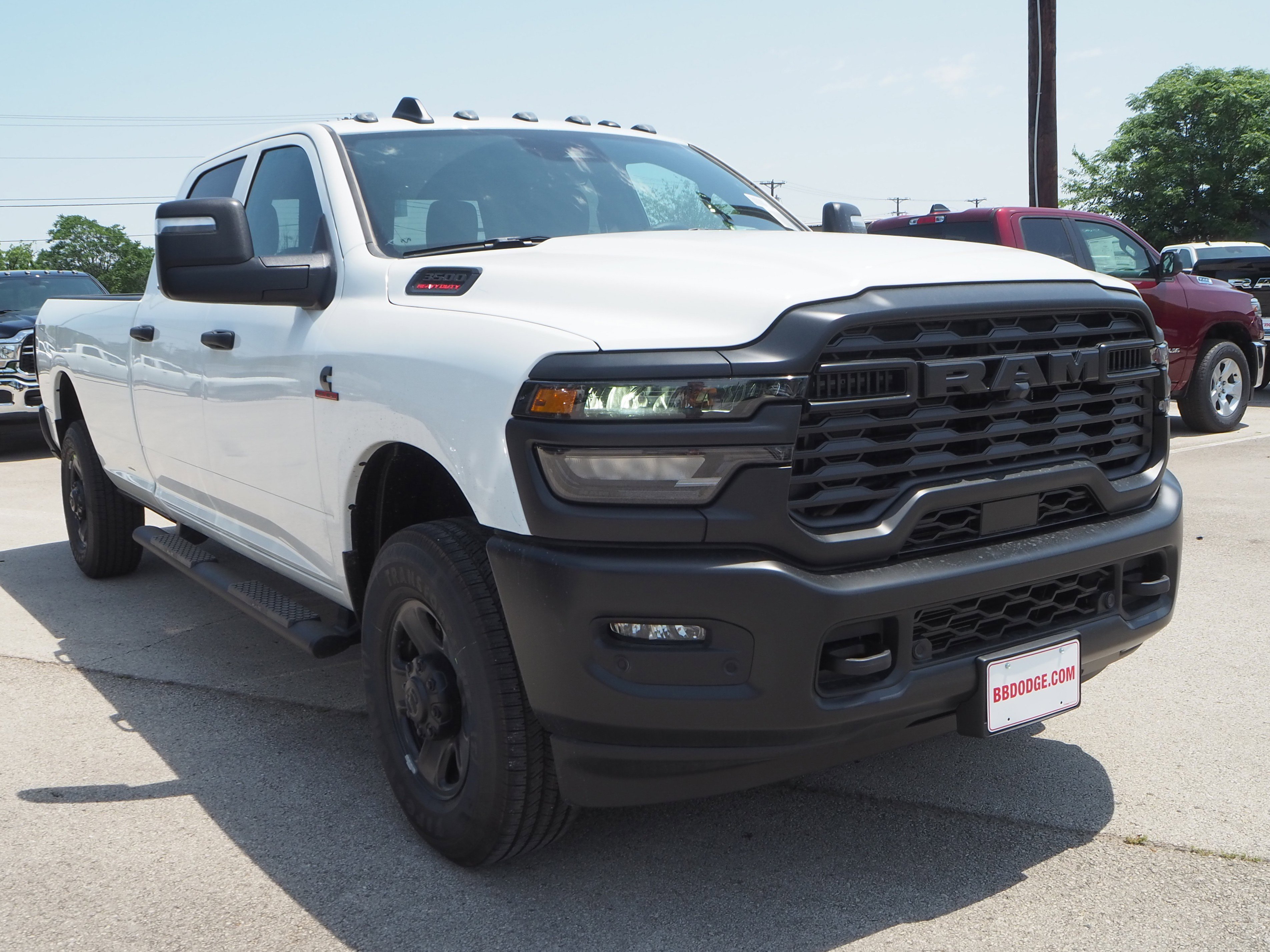 2025 Ram 3500 Tradesman photo 2