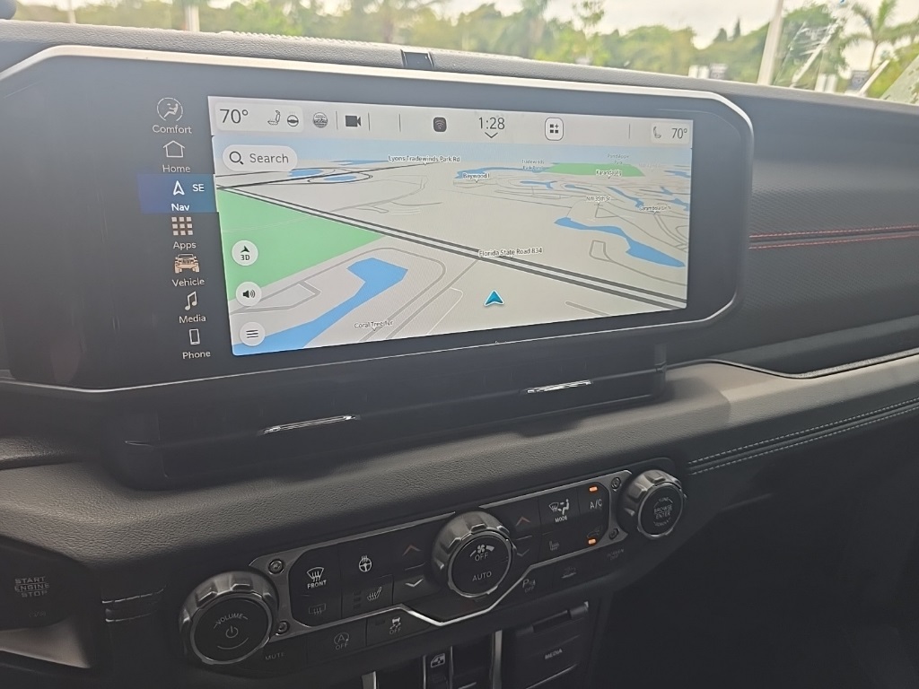 2024 Jeep Wrangler Rubicon X photo 44