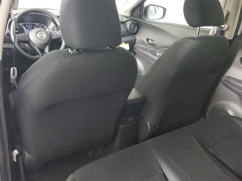 2024 Nissan Kicks S photo 8