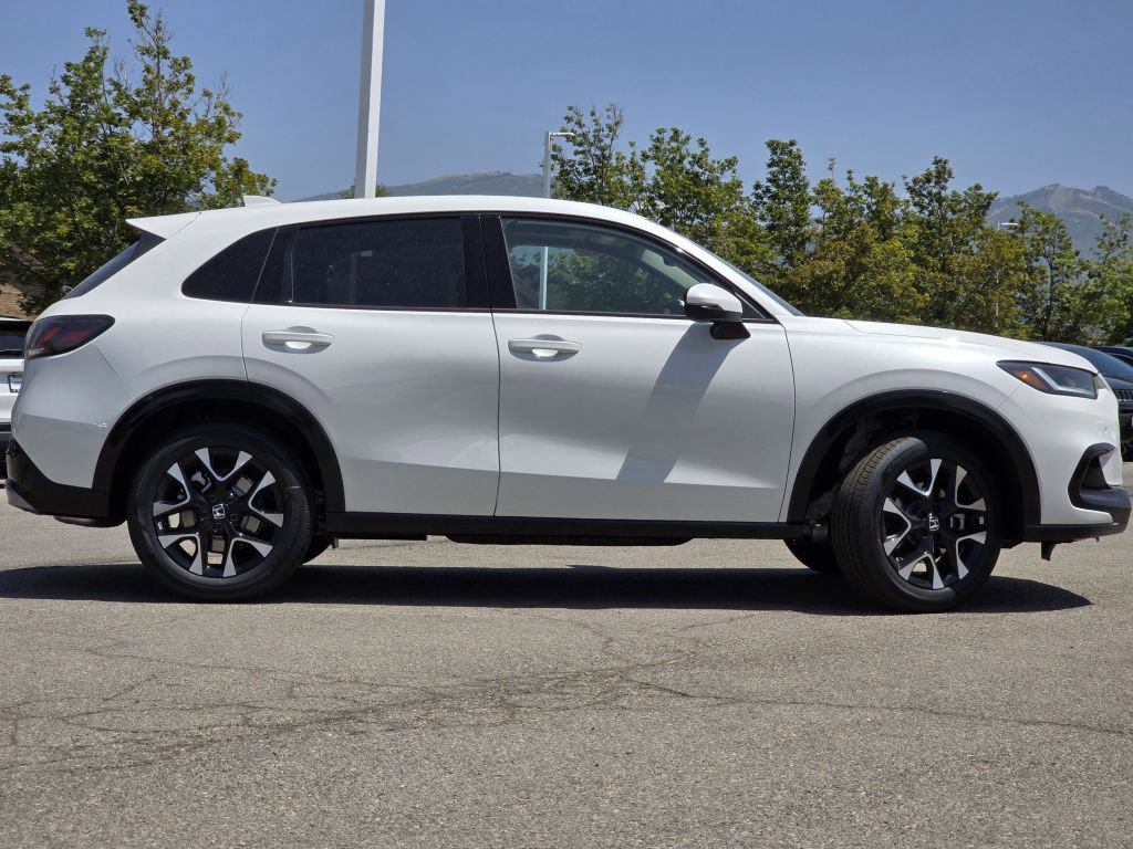 2026 Honda HR-V EX-L photo 11