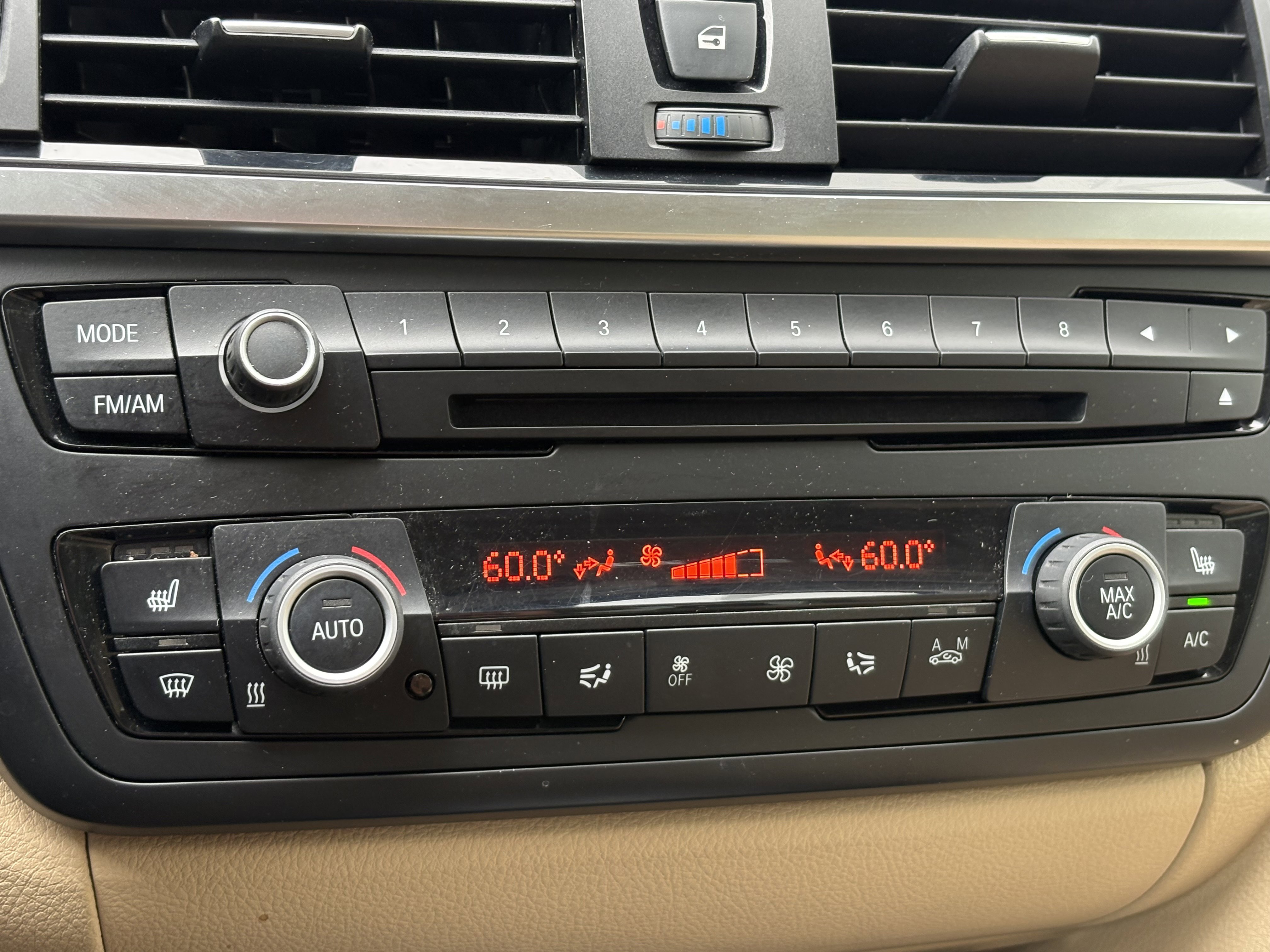 2014 Bmw 320i SA photo 14