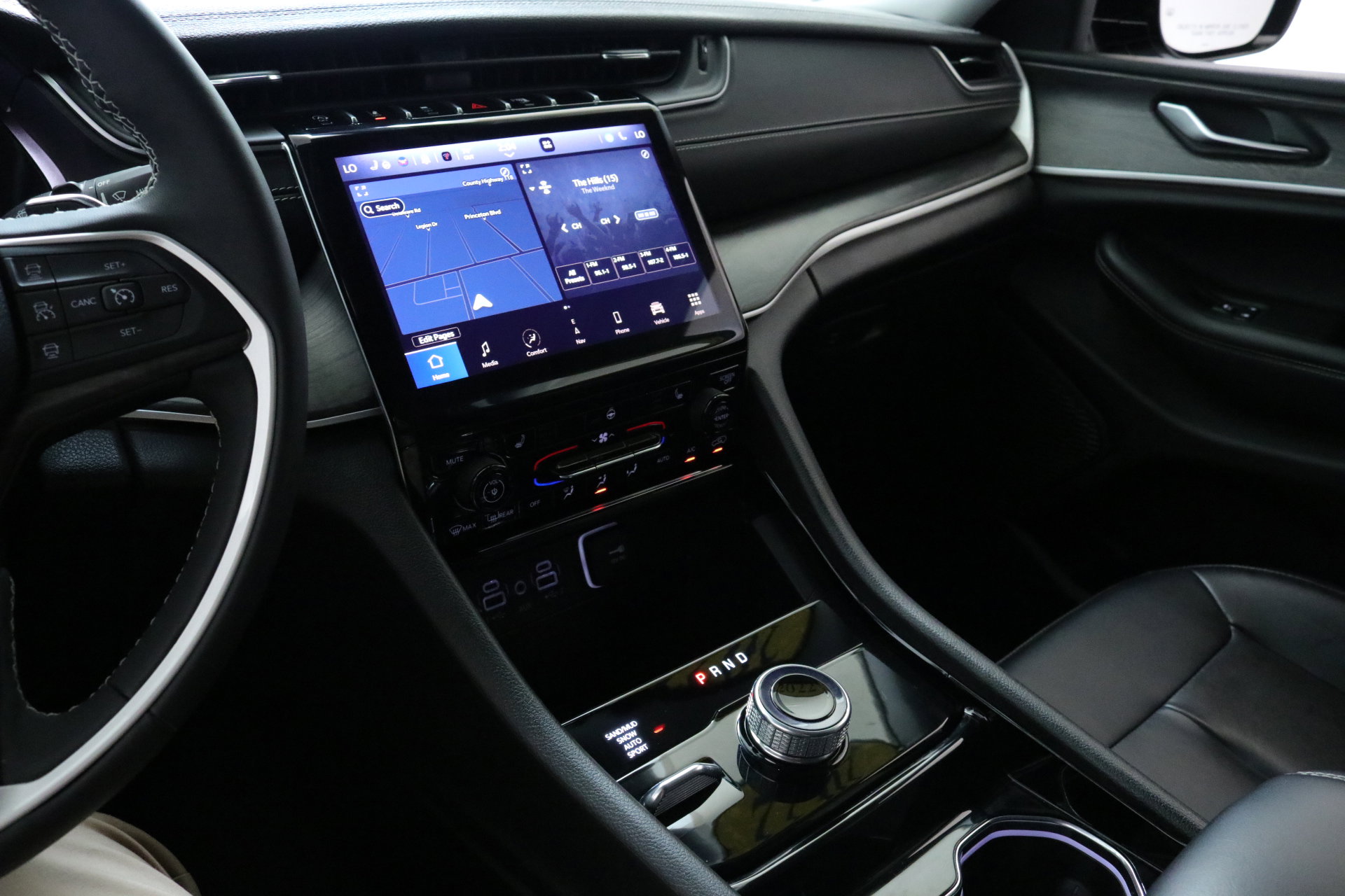 2023 Jeep Grand Cherokee Limited photo 15