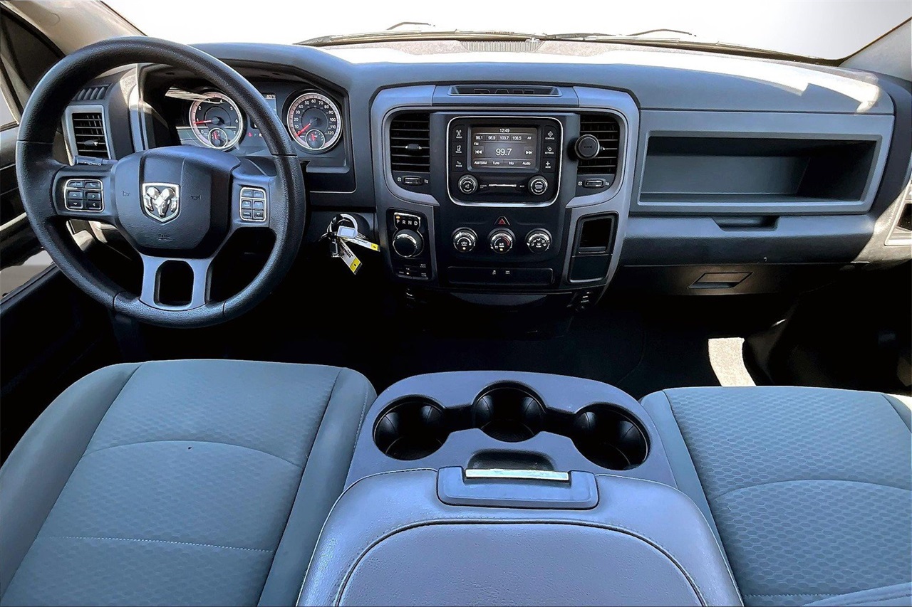 2017 Ram 1500 Express photo 12