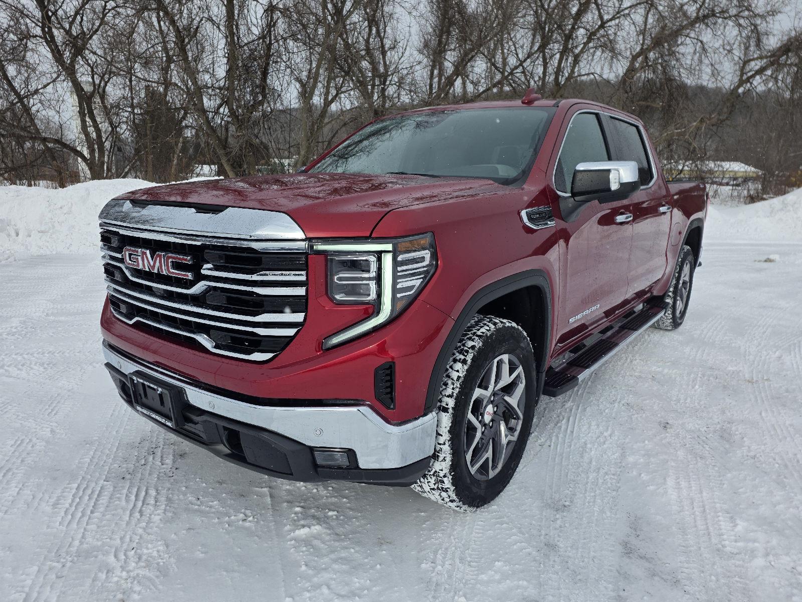 2026 GMC Sierra SLT's photo