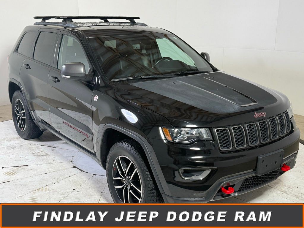 2019 Jeep Grand Cherokee Trailhawk's photo