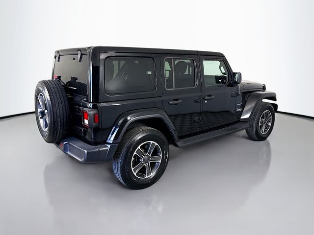 2023 Jeep Wrangler Sahara photo 7