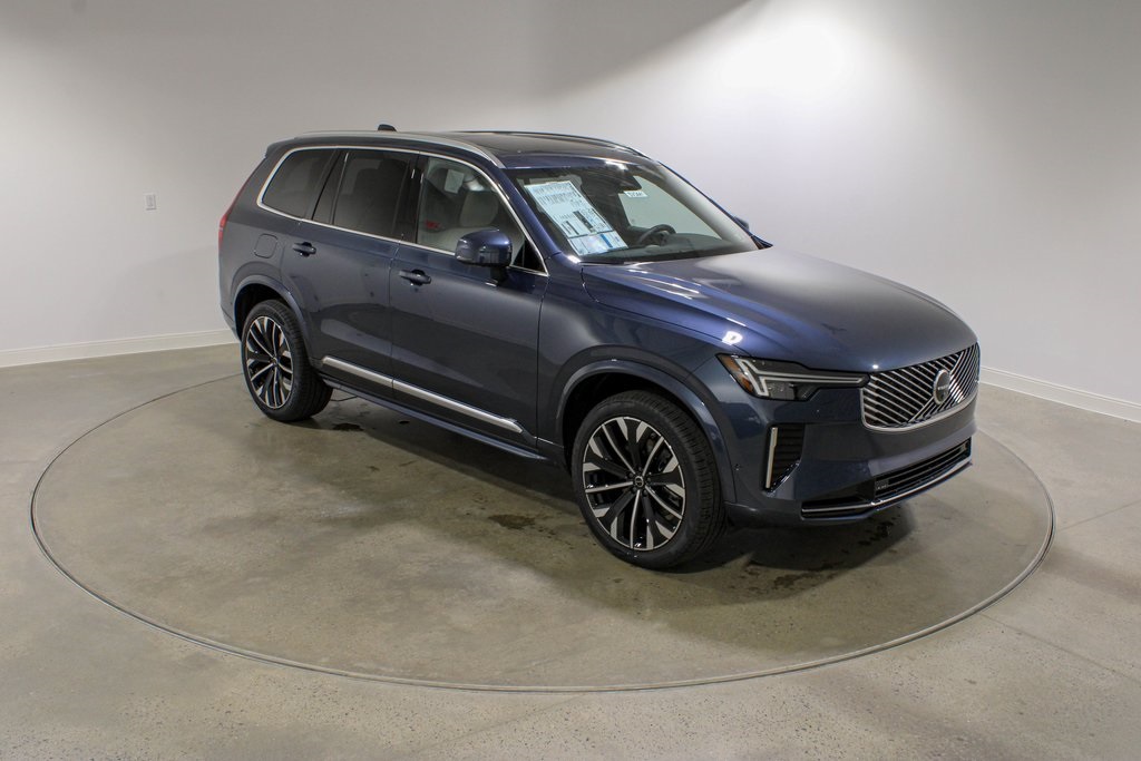 2026 Volvo XC90 Plus photo 6